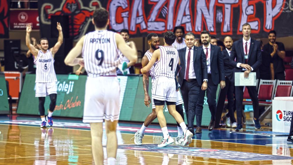 Avrupa'da Gaziantep Basketbol liderlik koltuğuna oturdu